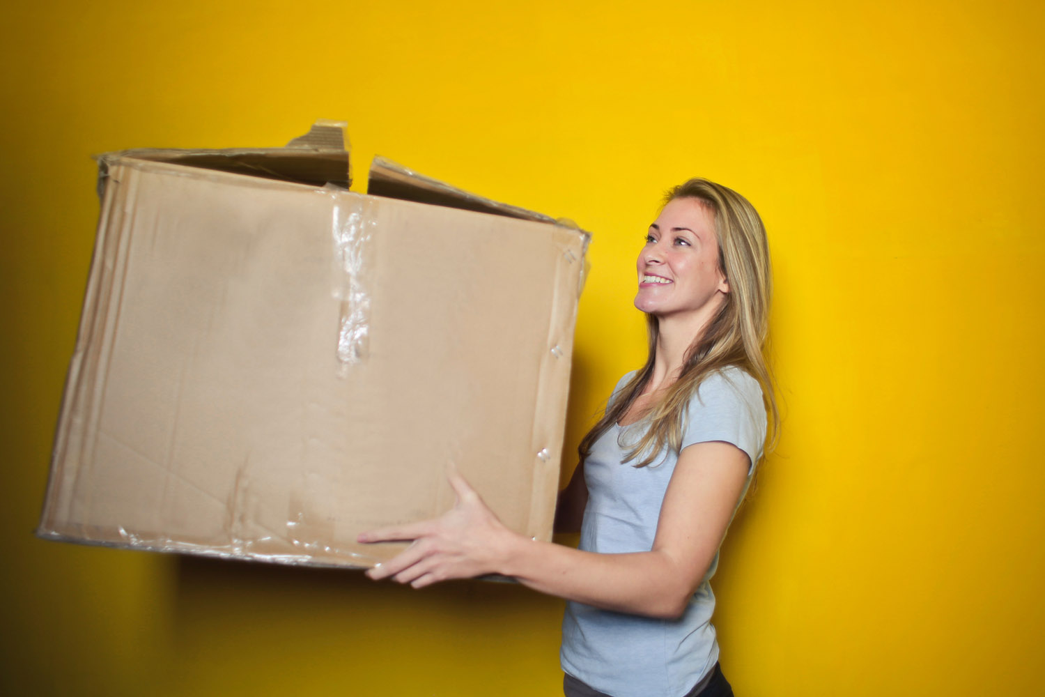 Why You Should Get A Self-Storage Unit When Moving House